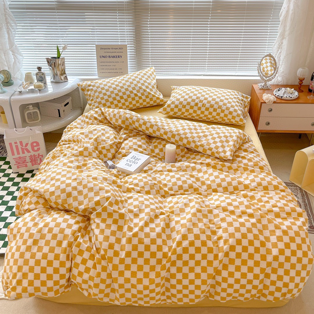 Cotton Checkerboard Bed Set Of Four Pieces