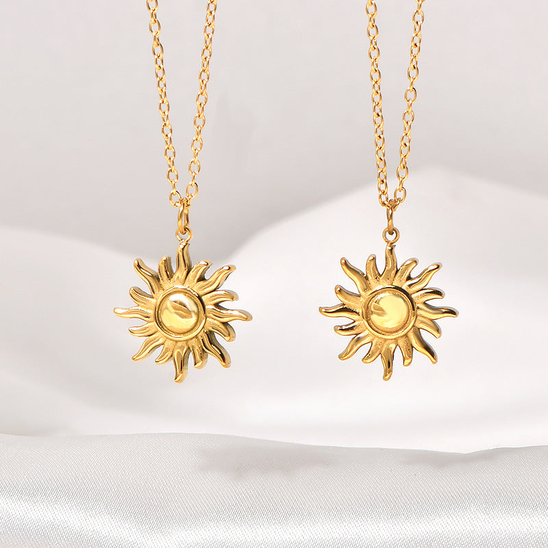 Designer Model Necklace Women's Trendy Sun Pendant